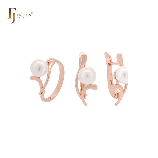 Conjunto elegante de joias de ouro rosa com pérolas e anéis