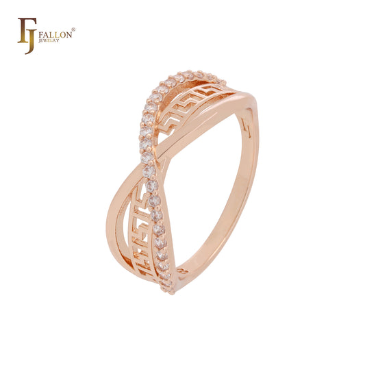 Anillos de moda en oro rosa con circonitas blancas y cruz de marquesa con llave griega