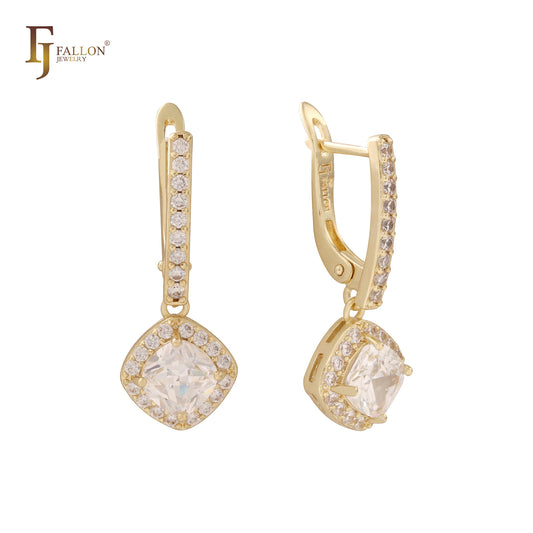 Pendientes de oro rosa y solitario con circonitas blancas y halo en racimo