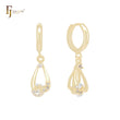 Pendientes Huggie de oro de 14 quilates con circonita blanca en forma de diamante solitario