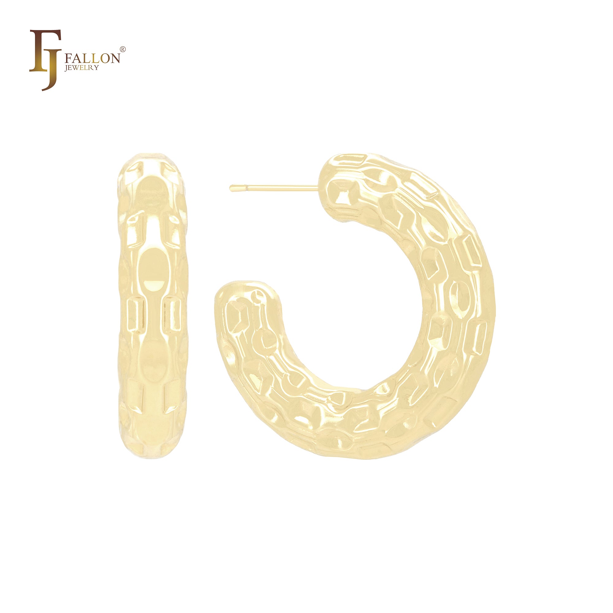 Aretes tipo aro con forma de pepita redondeada y tubo texturizado en forma de C, en oro de 14 quilates, oro rosa y oro blanco.