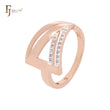 Anillos de moda geométricos triangulares con circonitas blancas en oro rosa de dos tonos