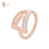 Anillos de moda geométricos triangulares con circonitas blancas en oro rosa de dos tonos