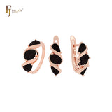 Conjunto de joias de ouro rosa com zircônias cúbicas coloridas e anéis triplos