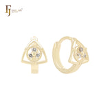 Pendientes triangulares Huggie de oro de 14 quilates con triple circonita blanca