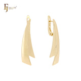 Curved upwards arrow minimalism designed Rose Gold earrings