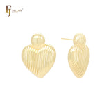 Brincos de pino com ondulações e pontilhados em forma de coração, ouro 14K, ouro rosa e ouro branco