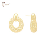 Brincos de pino com fecho circular texturizado marquise em ouro 14K, ouro rosa e ouro branco