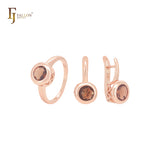 Conjunto de joias elegantes de ouro rosa com zircônia cúbica e solitário redondo com anéis