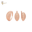 Conjunto de joias da moda em ouro rosa texturizado, oval, arredondado e pontilhado com anéis