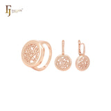 Conjunto de joias com anéis e círculos de filigrana de flores em ouro rosa