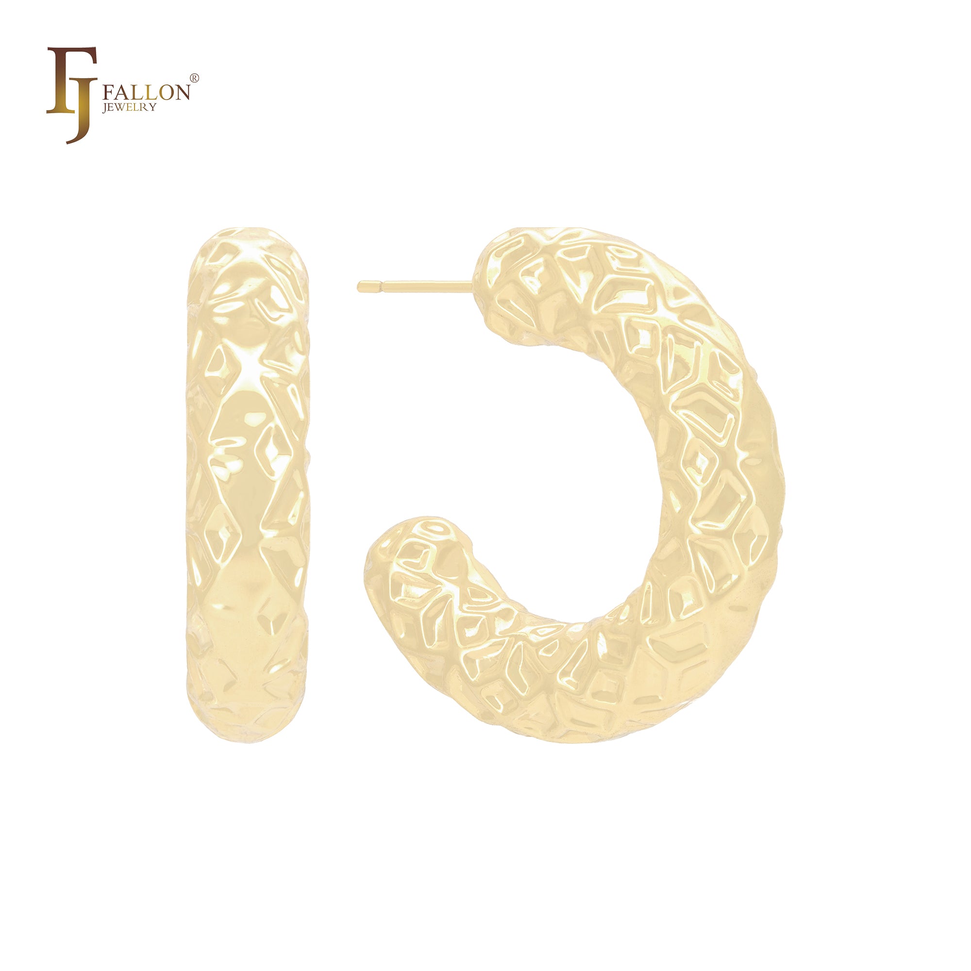 Aretes tipo aro con forma de serpiente y forma de C redondeada en oro de 14 quilates, oro rosa y oro blanco.