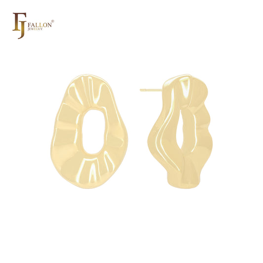 Pendientes de botón con forma de círculo hueco irregular en oro de 14 quilates, oro rosa y oro blanco.