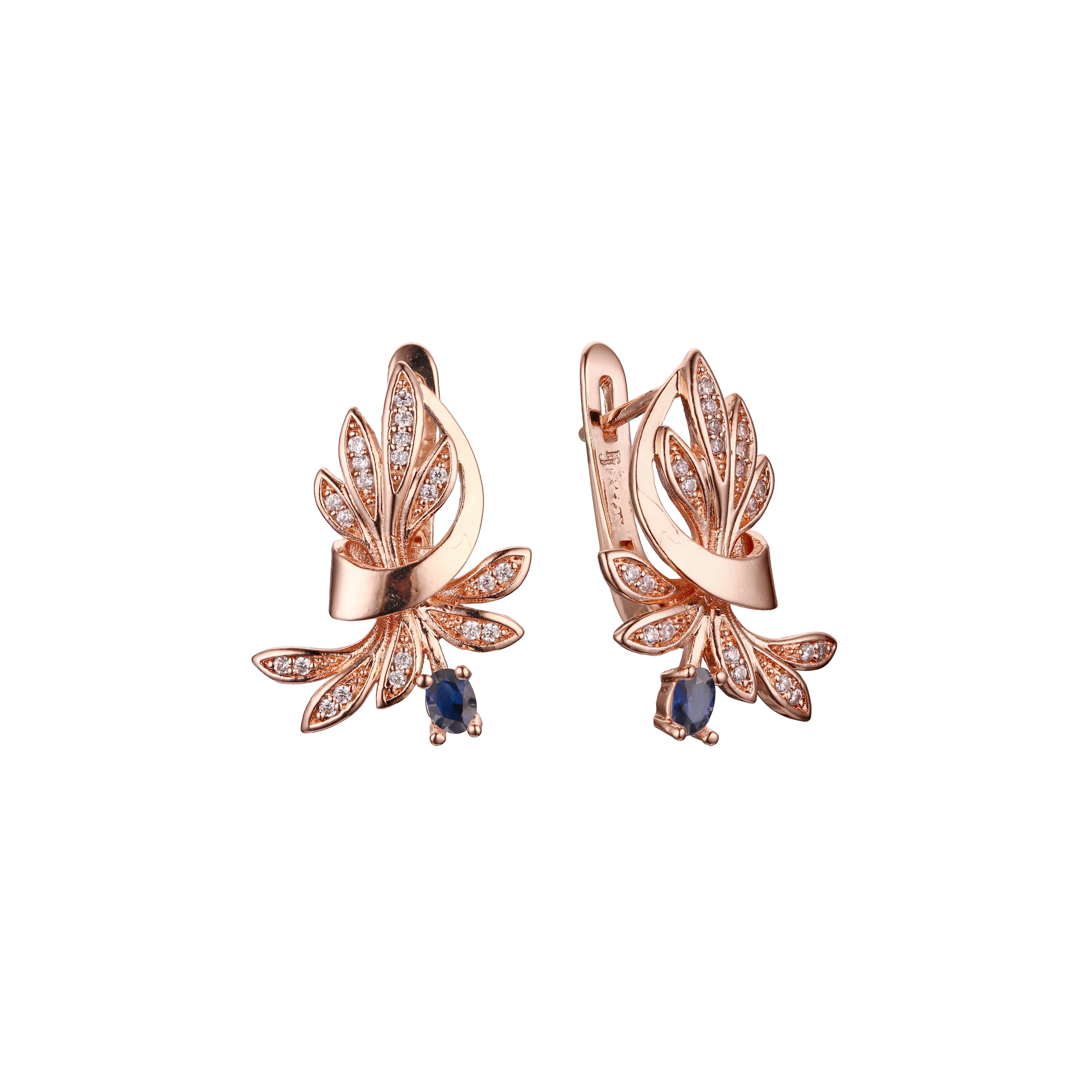 Lujosos pendientes de oro rosa con circonitas cúbicas y flores danzantes