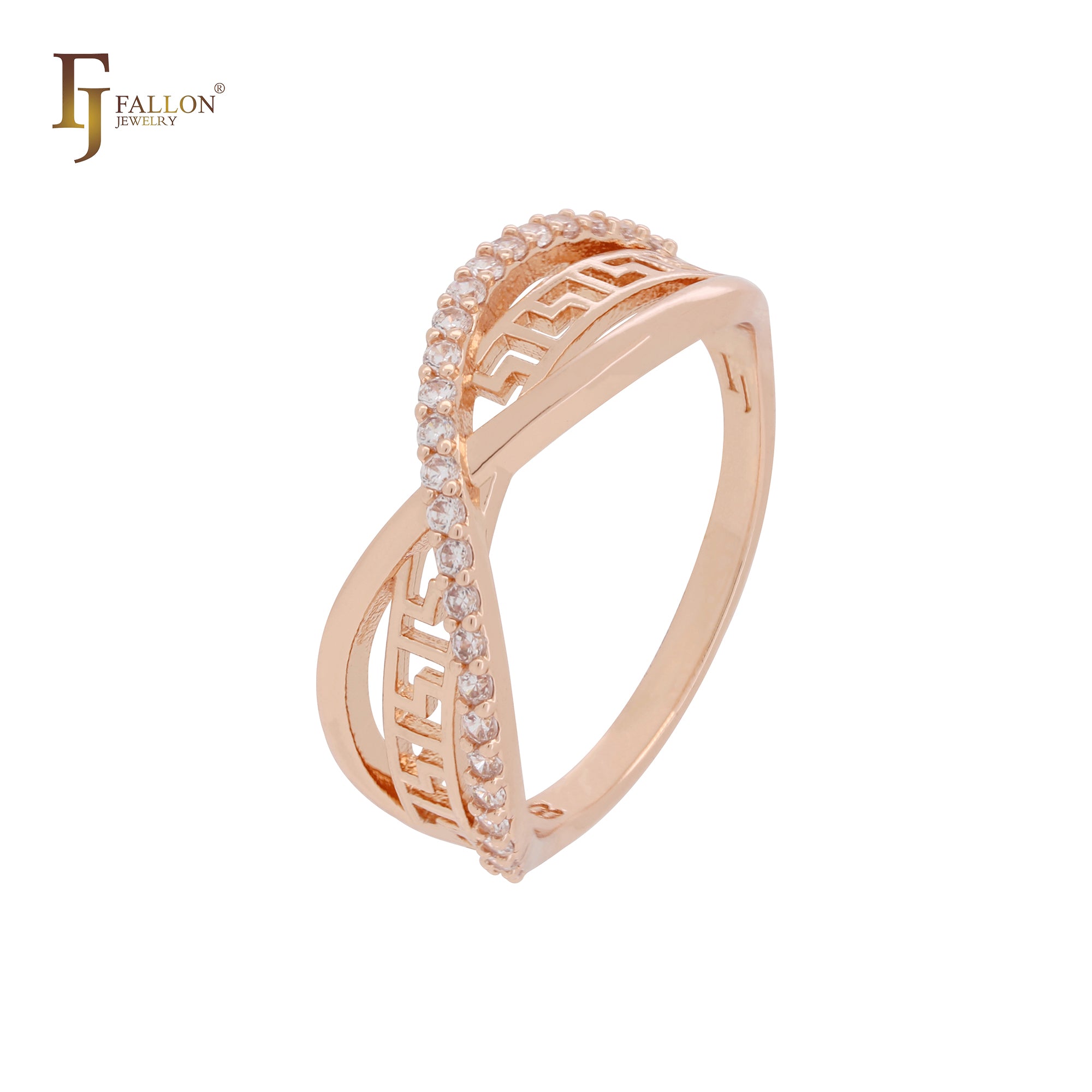 Anillos de moda en oro rosa con circonitas blancas y cruz de marquesa con llave griega