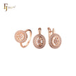 Conjunto de joias em ouro rosa com textura de filigrana CZs brancas com anéis